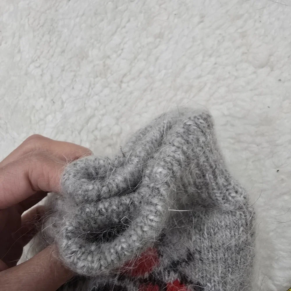 Handmade Goat Down Wool Socks Gray Bullfinch Winter Warm Soft‎ Fuzzy Unisex